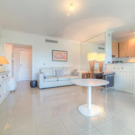 아파트 Immogroom - Sea View - Terrace- Swimming-pool 1 Min From The *